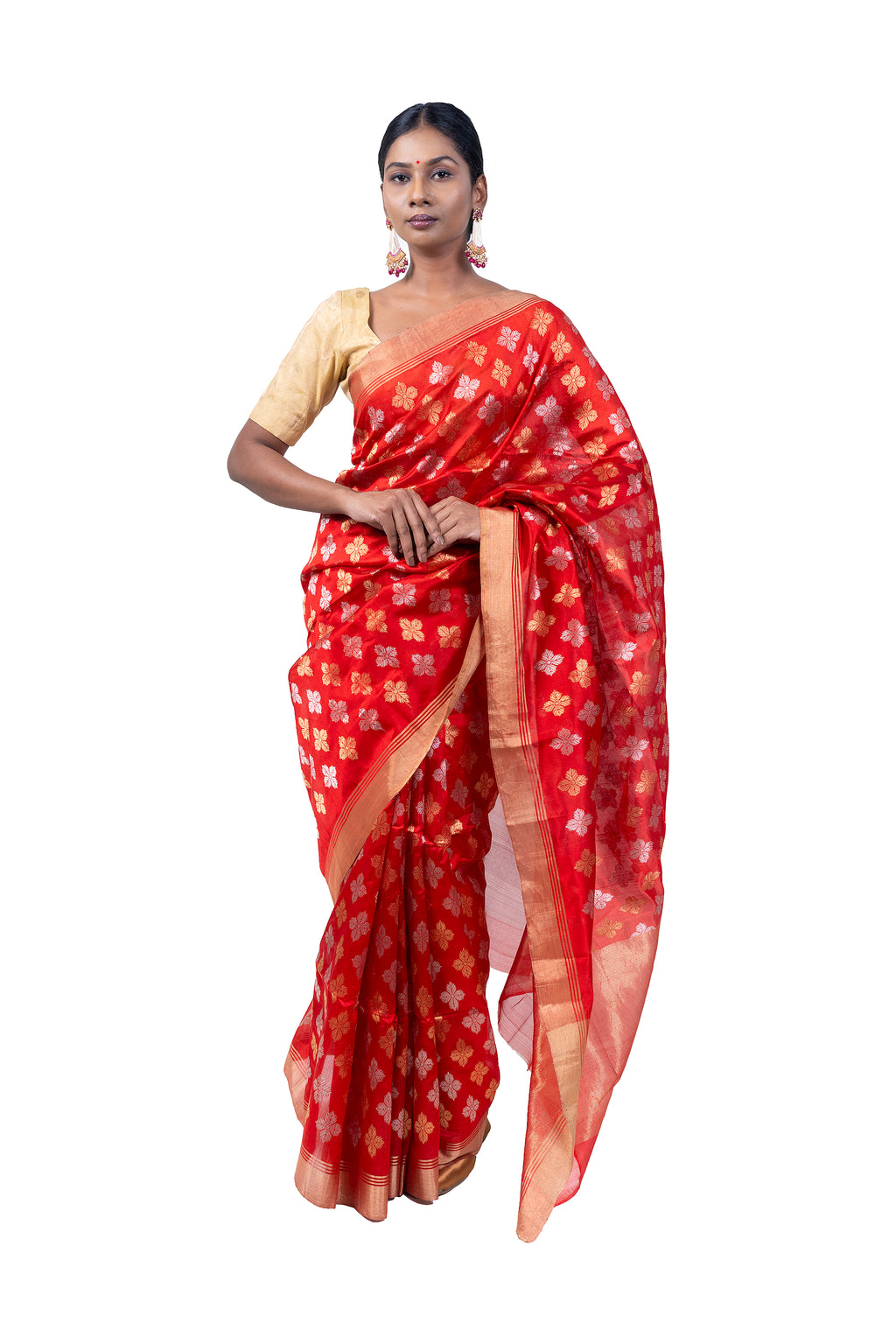 Chanderi silk saree glows with festive charm in red