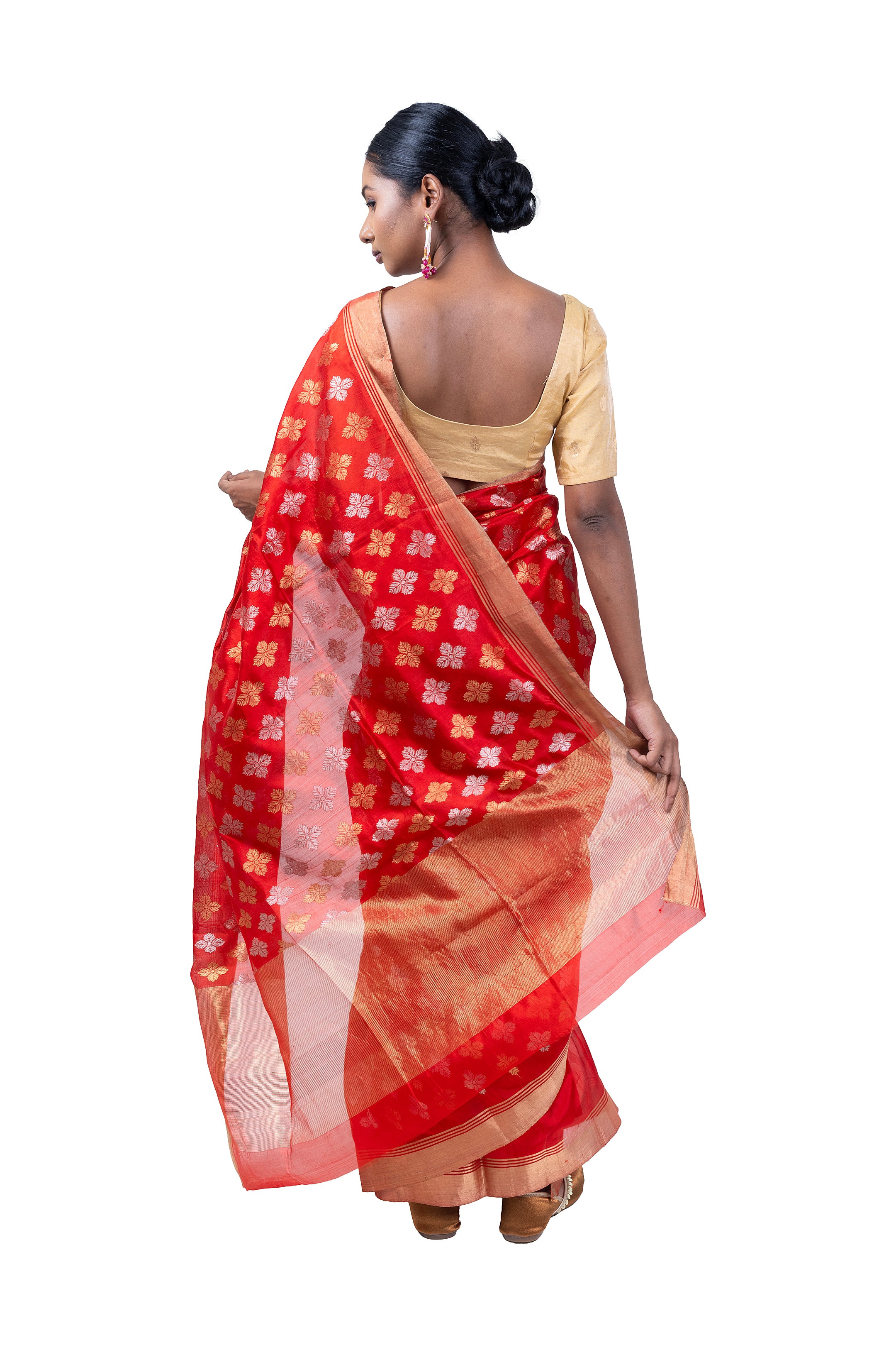  Chanderi silk saree glows with festive charm in red